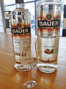 Bauer Destillerie Graz Haselnuss