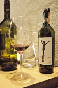 Sting Wines Il Palagio When we dance hoch (425x640)